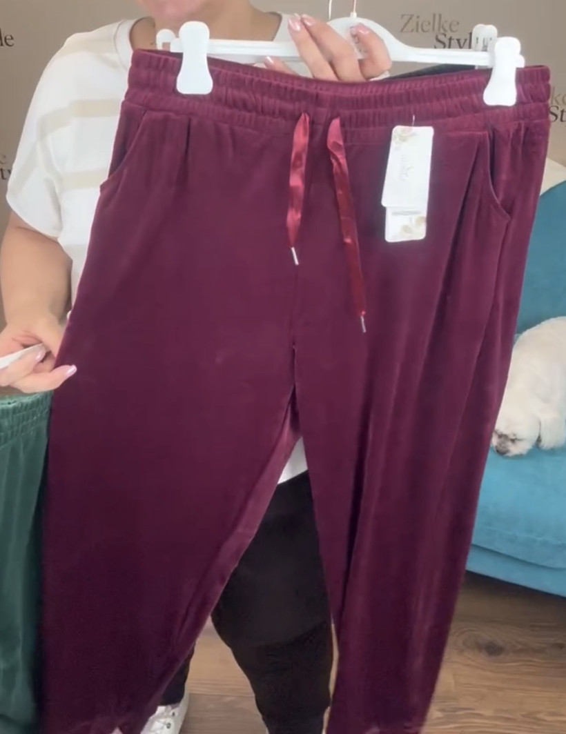  Spodnie welurowe jednokolorowe ze ściągaczem 0229 - 8/9xl // 10/11xl - bordo