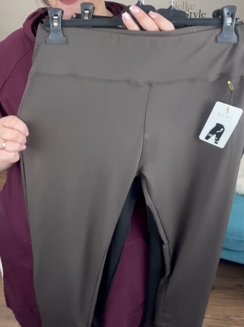 Leginsy szerszy pas gładkie jednokolorowe, must - 5xl/6xl  - 2816 - czekoladowe