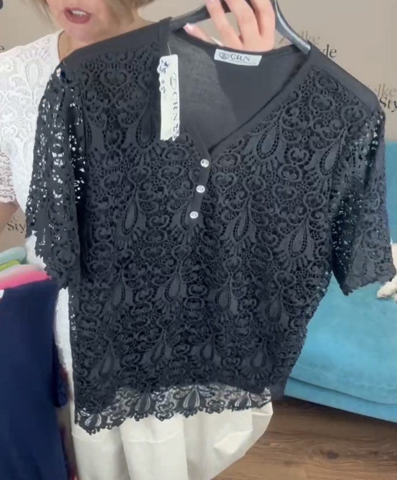 Bluzka jednokolorowa gipiurowa 2xl/ 3xl // 3xl/4xl - CRN 1952 -czarna