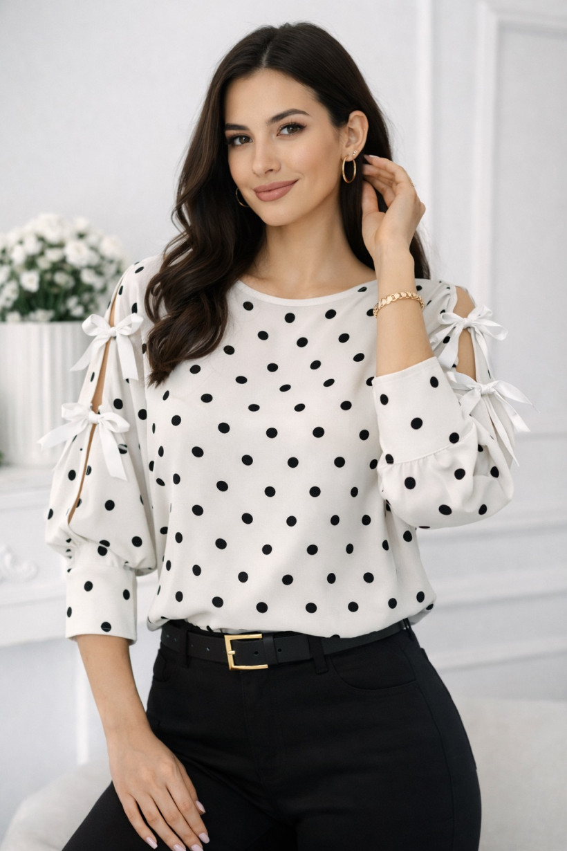Bluzka groszki biała  z wstążkami 