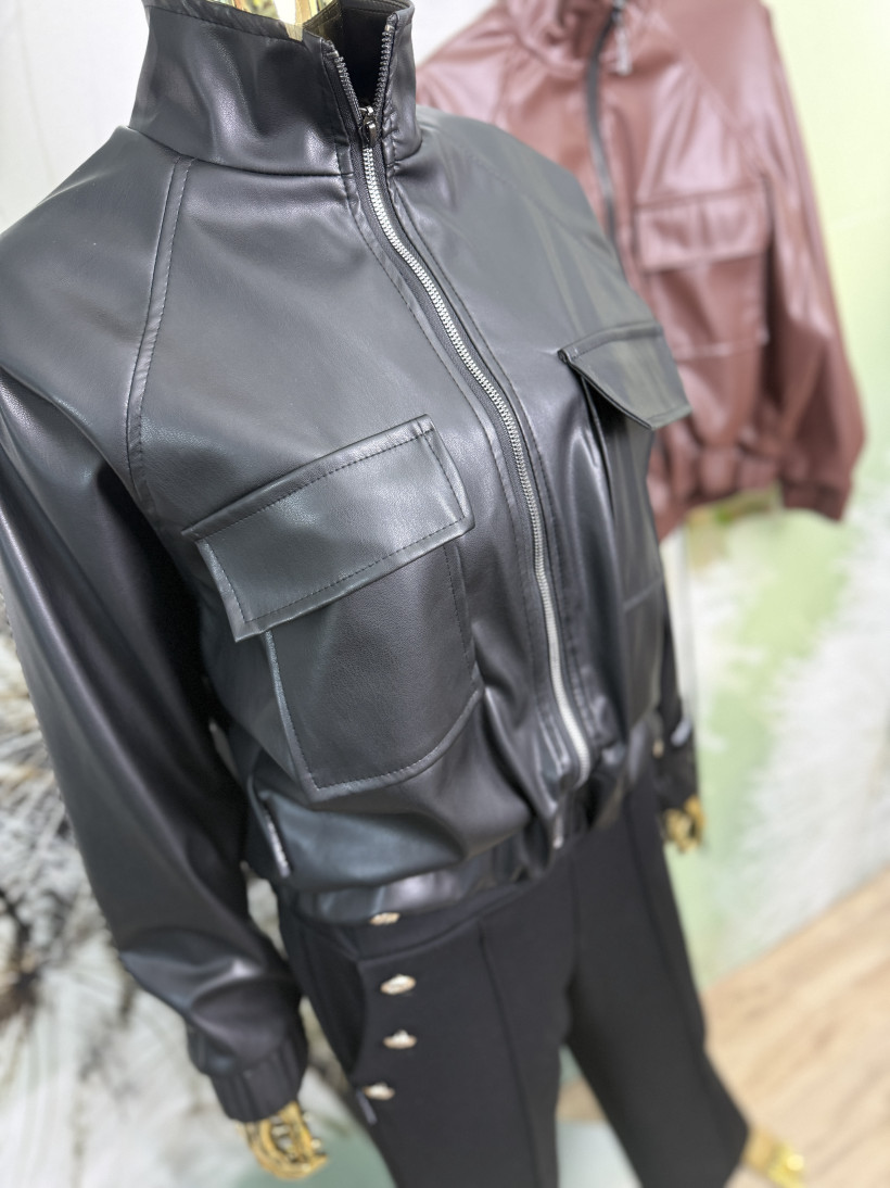 Bomberka z ekoskóry Minouu