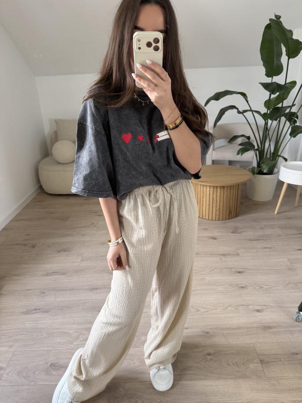 T-SHIRT NAILS