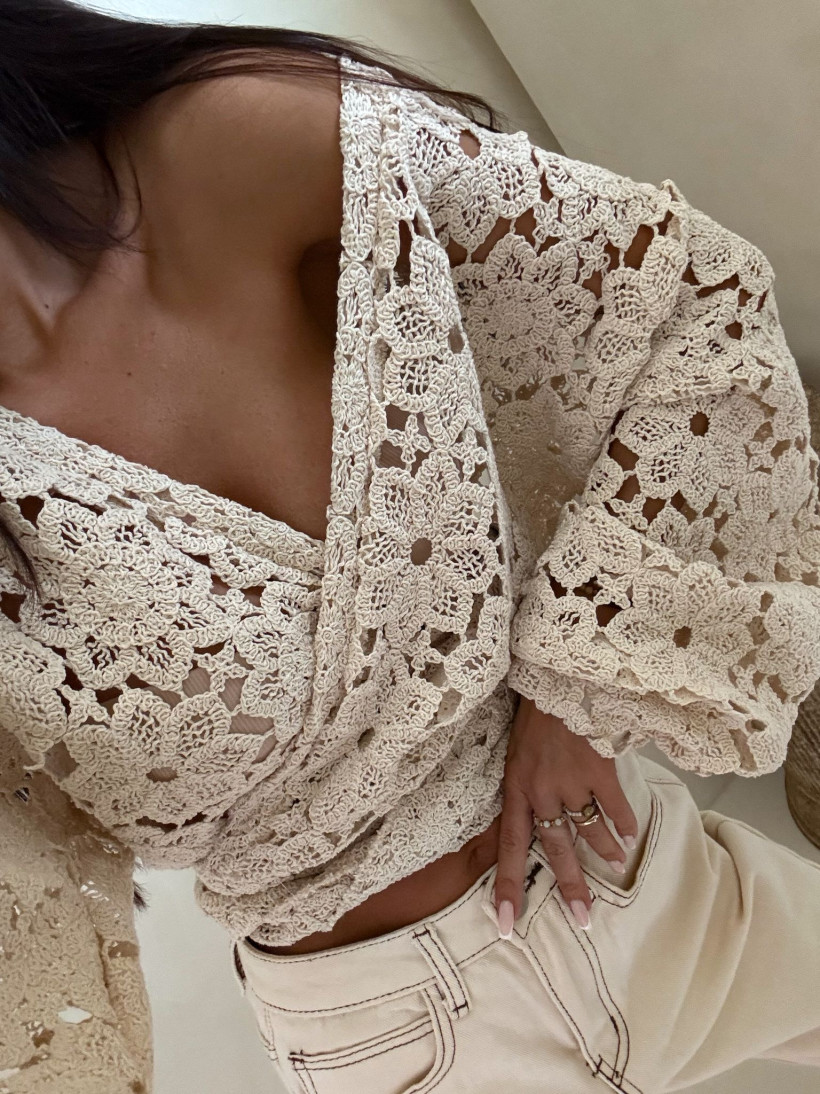 Kimono By Me Ażur  kwiaty Premium - beż 