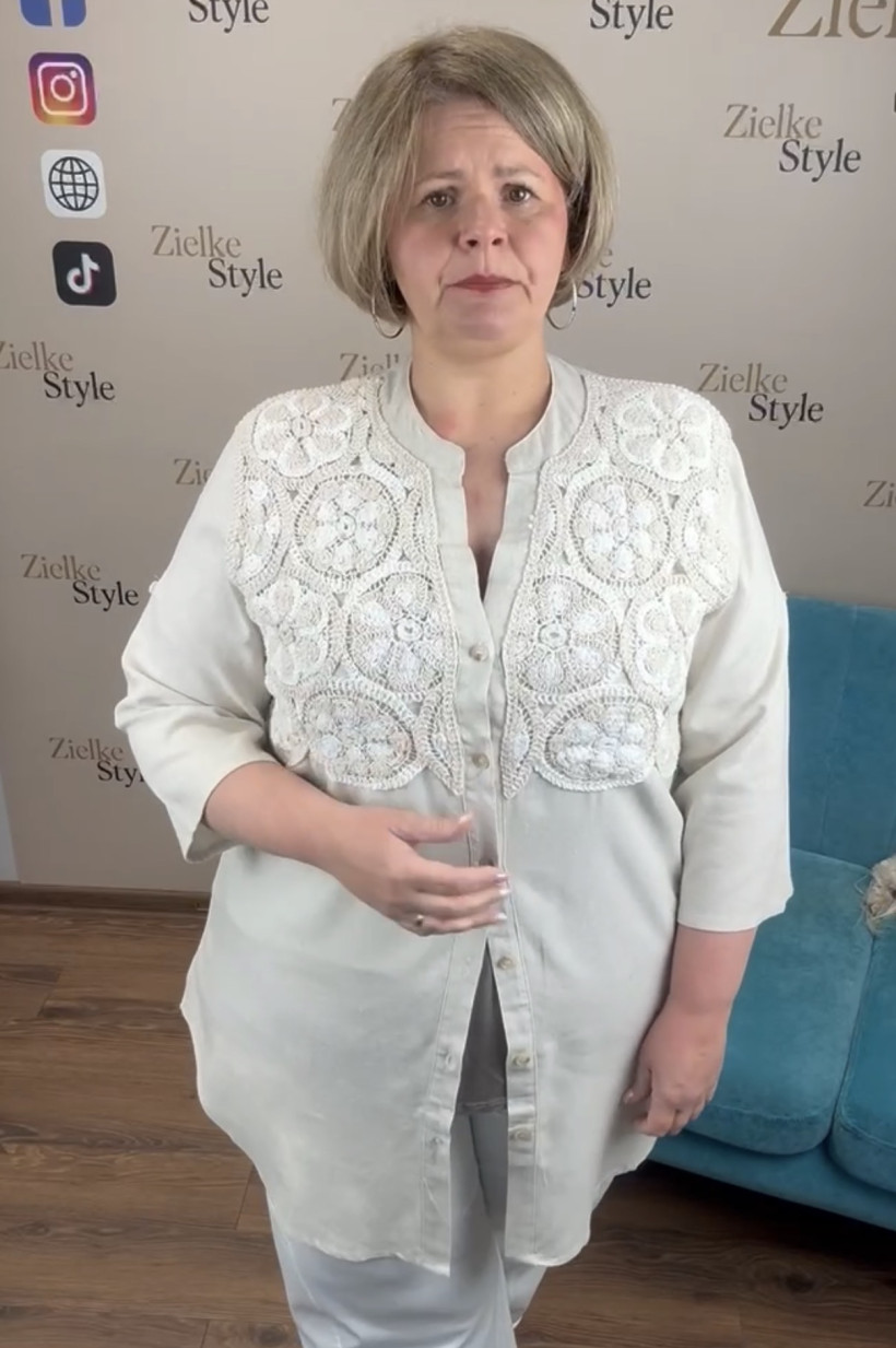 Tunika jednokolorowa na stójce, gipiurowy przód - 3105 - beż