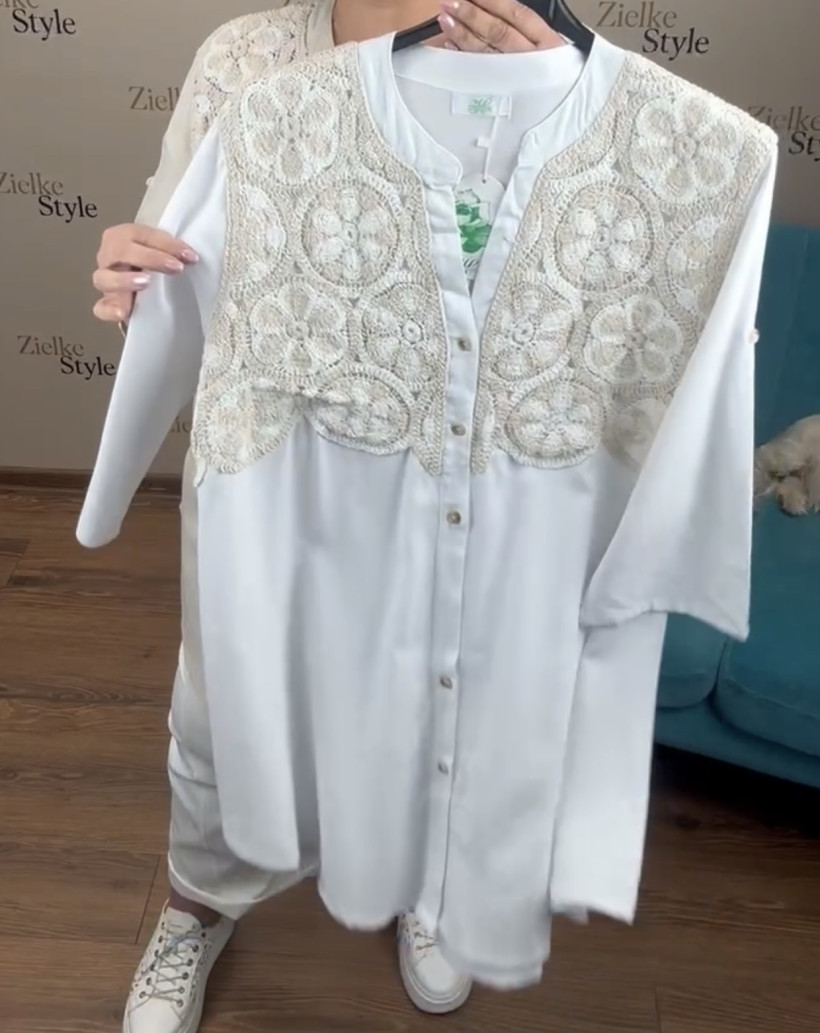 Tunika jednokolorowa na stójce, gipiurowy przód - 3105 - biała