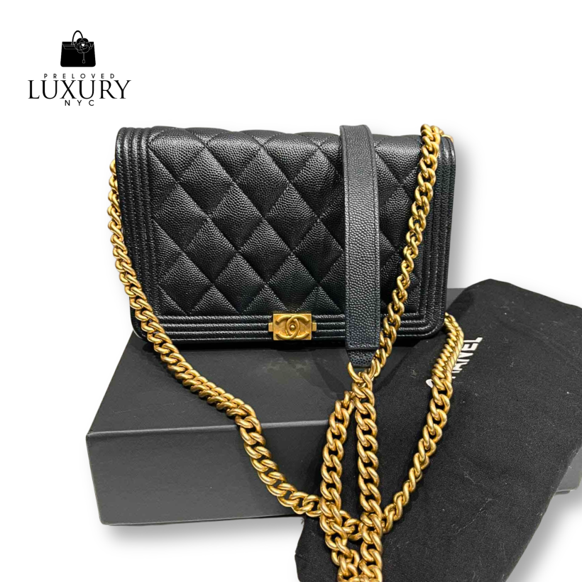 CHANEL Caviar Chain Shoulder wallet