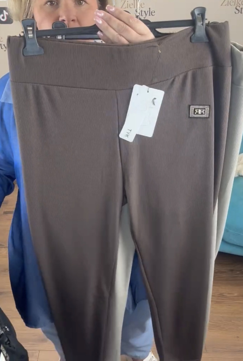 Leginsy prążkowe szeroki pas jednokolorowe - 6xl/7xl - 7612 - czekolada