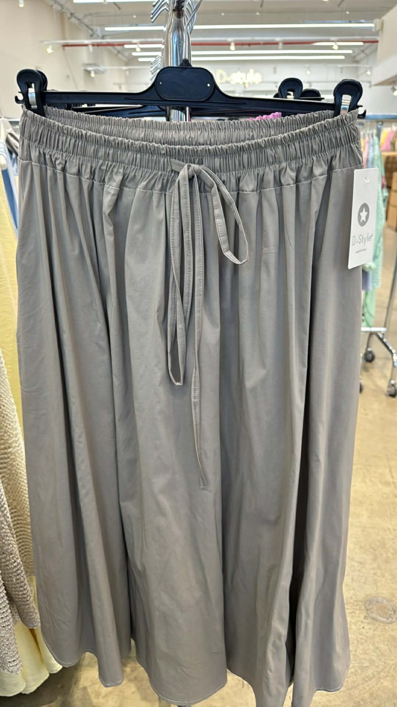 Italia nr 12 -  Spódnica jednokolorowa - 8784 - fango