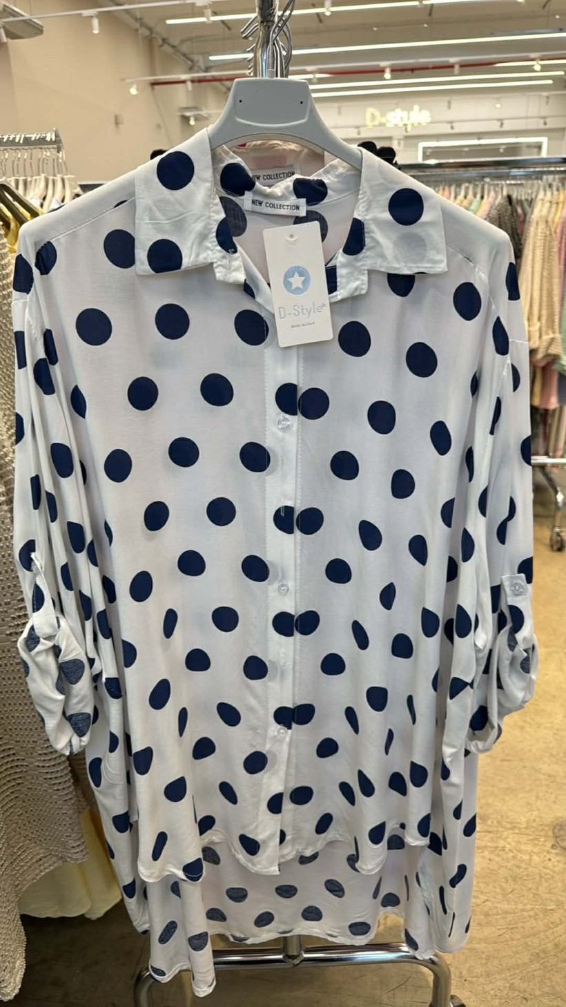 Italia nr 12 - Koszula oversize w grochy - G21163 - granat