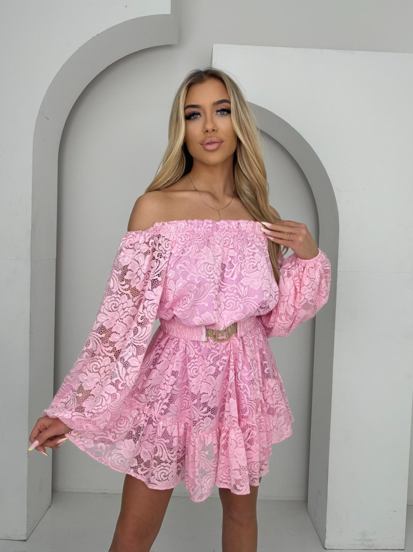 Kombinezon koronkowy pudrowy róż Marbii - 279 zł