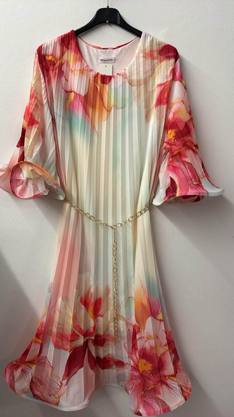 Italia nr 12 - Sukienka wzorzysta w kwiaty - plisowana Wł. 2448 - różowy