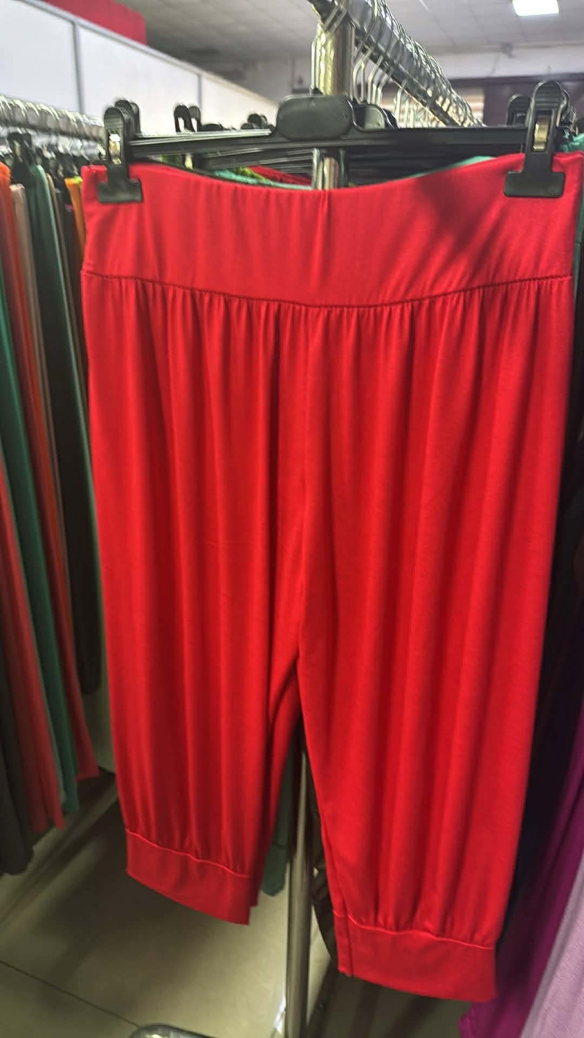 Italia nr 12 - Spodnie alladynki - Wł. 5267 - czerwone      