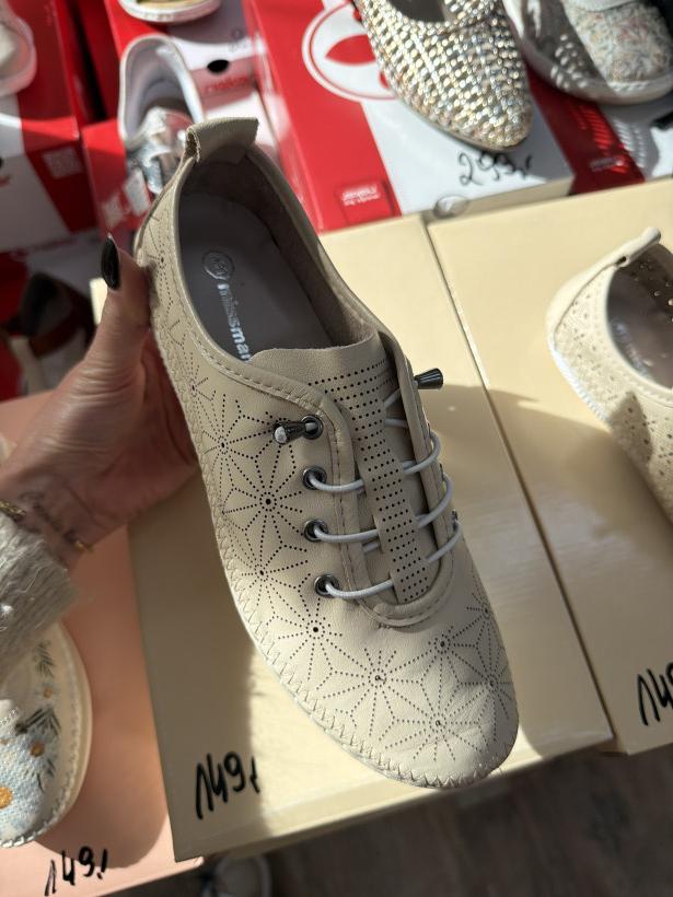Kup miss 3 - buty wsowka beżowe wycinanka skóra Turcja missmama