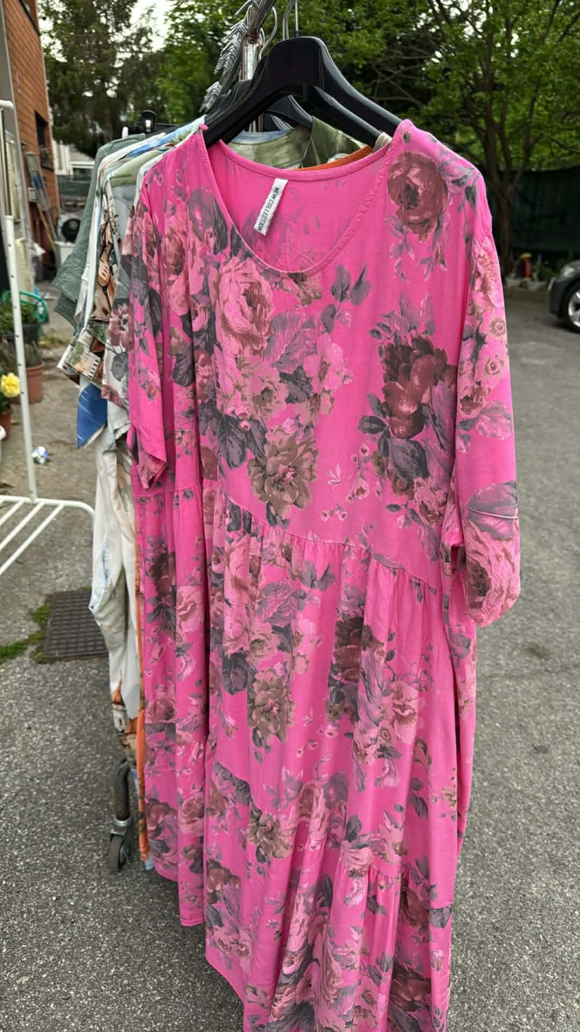 Italia nr 12 - Sukienka maxi - wzór kwiaty - 2108 - różowa