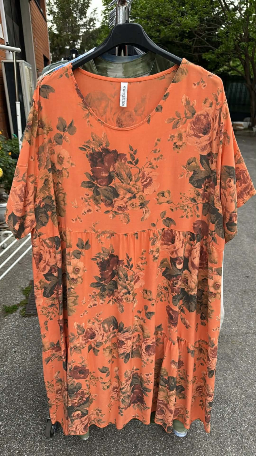 Italia nr 12 - Sukienka maxi - wzór kwiaty - 2108 - pomarańcz