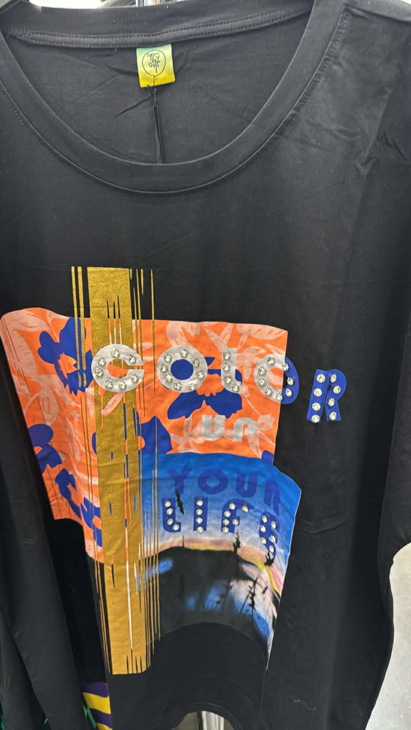 Italia nr 12 - Bluzka  jednokolorowa - aplikacja - 1280 - czarna