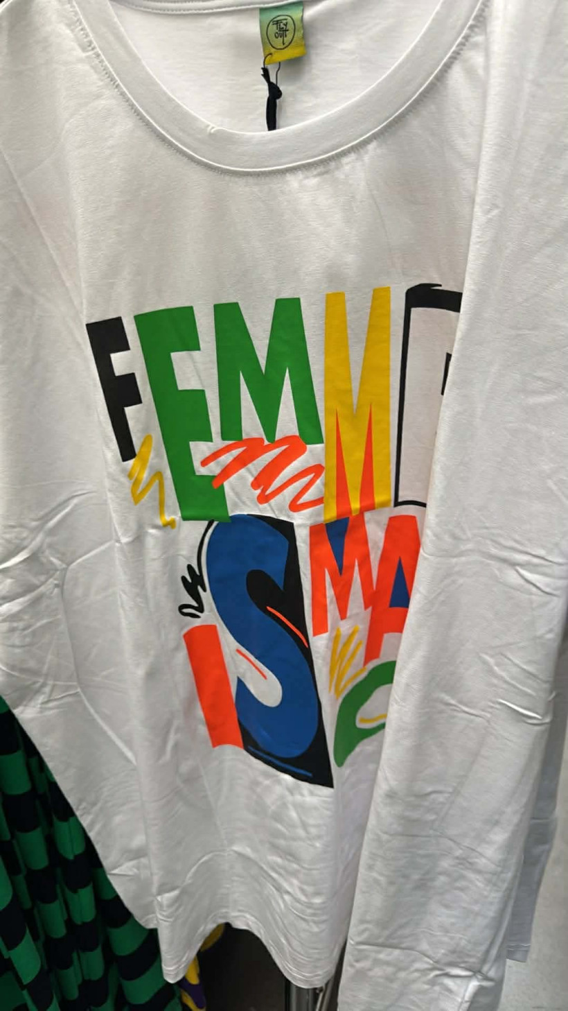 Italia nr 12 - Bluzka  jednokolorowa - napisy - 1187 - biała