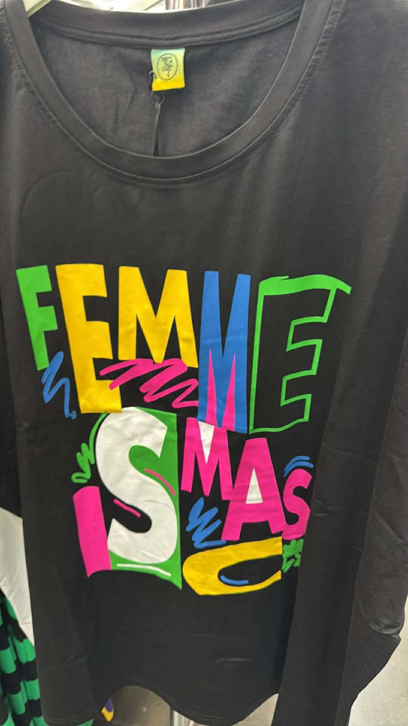 Italia nr 12 - Bluzka  jednokolorowa - napisy - 1187 - czarna