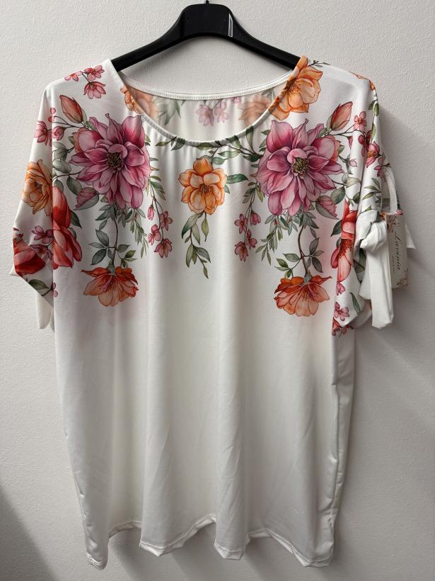 Italia nr 12 - Bluzka jednokolorowa - wzór kwiaty u góry Wł. 16304 - biała