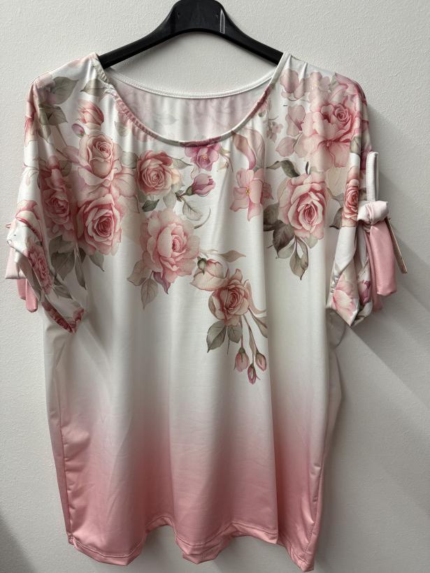 Italia nr 12 - Bluzka  jednokolorowa  cieniowana - kwiaty u góry Wł. 16308 -  pudrowy cukierek 