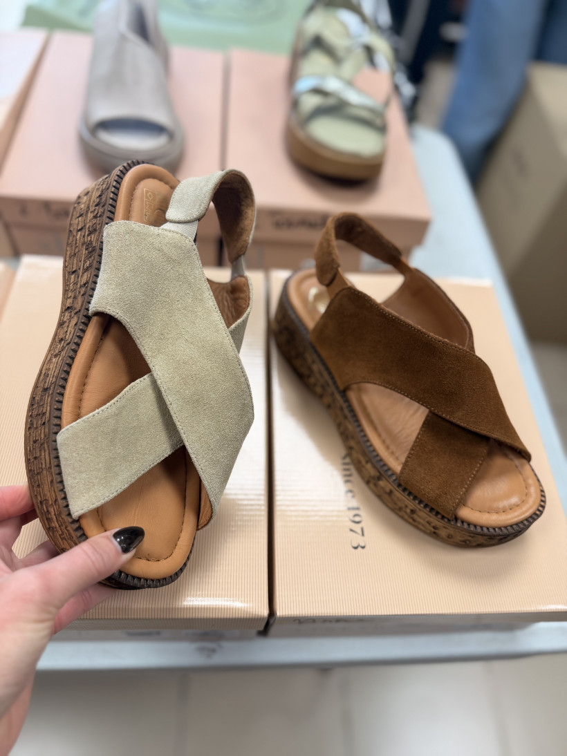 KUP TREND ZAMSZ 2 KOLORY - SANDAL SKÓRA NA KRZYŻ ZAMSZOWY TURCJA