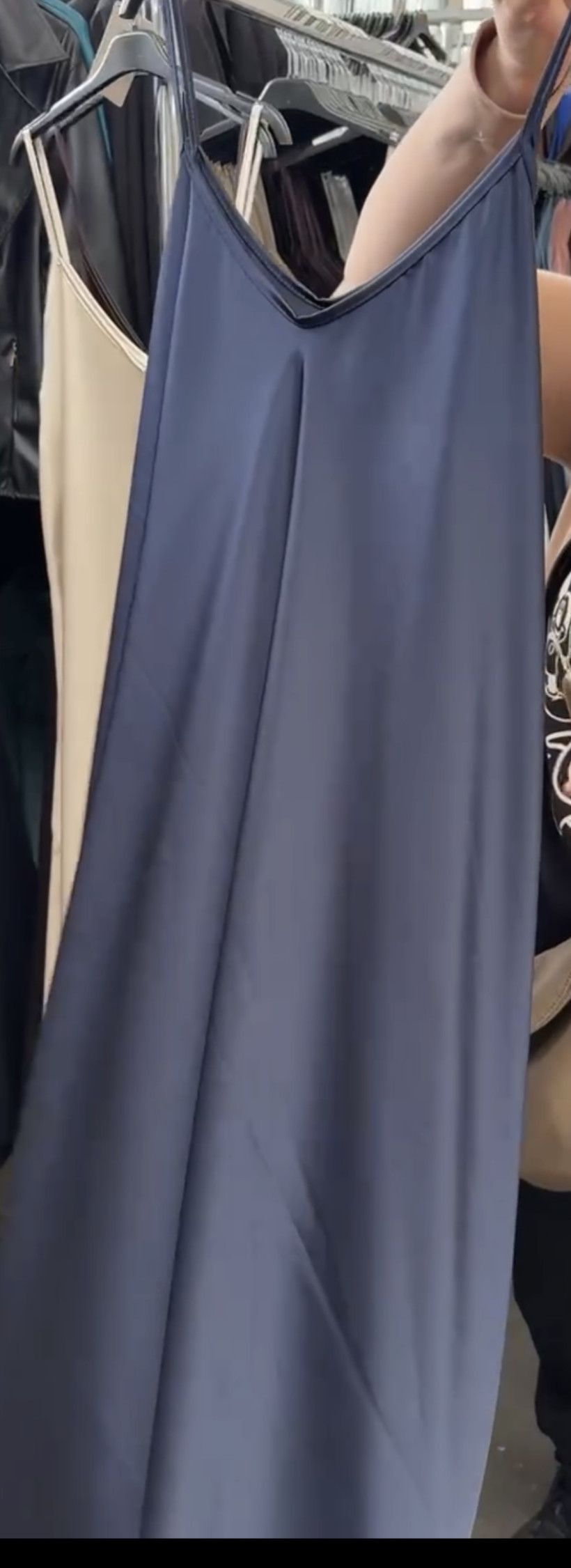 Italia nr. 12 - Sukienka gładka satynowa , granat- 3062