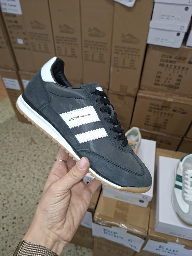 NOWY 6-ADIDAS DAMSKI GD-ST6002 sportowy adidas /GOODIN czarny z białym