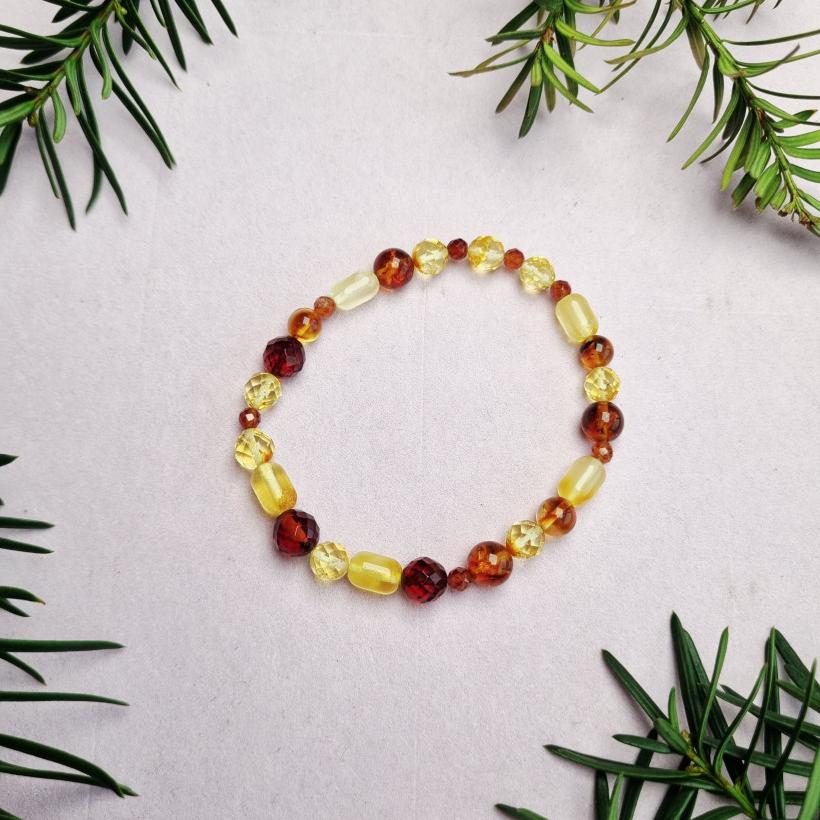 Ręcznie wykonana bransoletka z bursztynu bałtyckiego, wielokolorowy bursztyn fasetowany i gładki, unikalny prezent dla niej