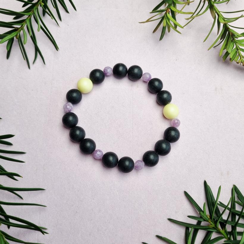 Bransoletka z Naturalnego Bursztynu Bałtyckiego, Matowy Czarny Bursztyn i Ametyst, Rękodzieło, Prezent dla Niej