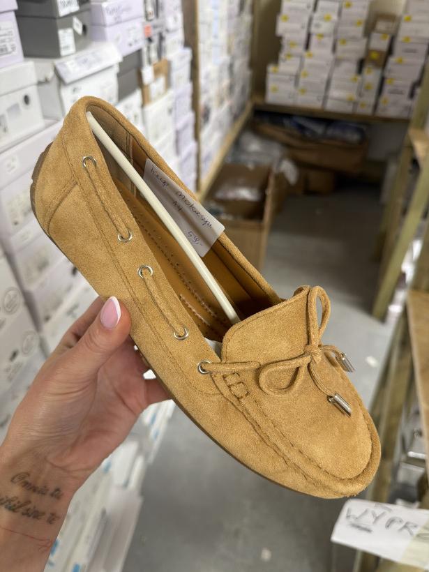 mokasyn 14- carmelowy zamszowy mokasyn z ozdobna kokarda FRANCJA ft246