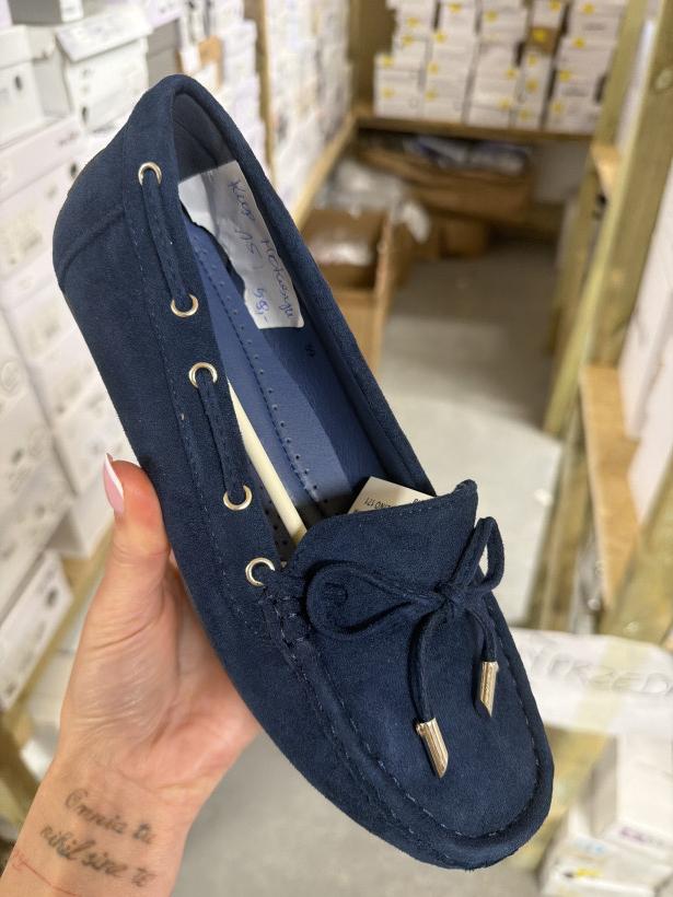 mokasyn 15- GRANATOWY  zamszowy mokasyn z ozdobna kokarda FRANCJA ft246