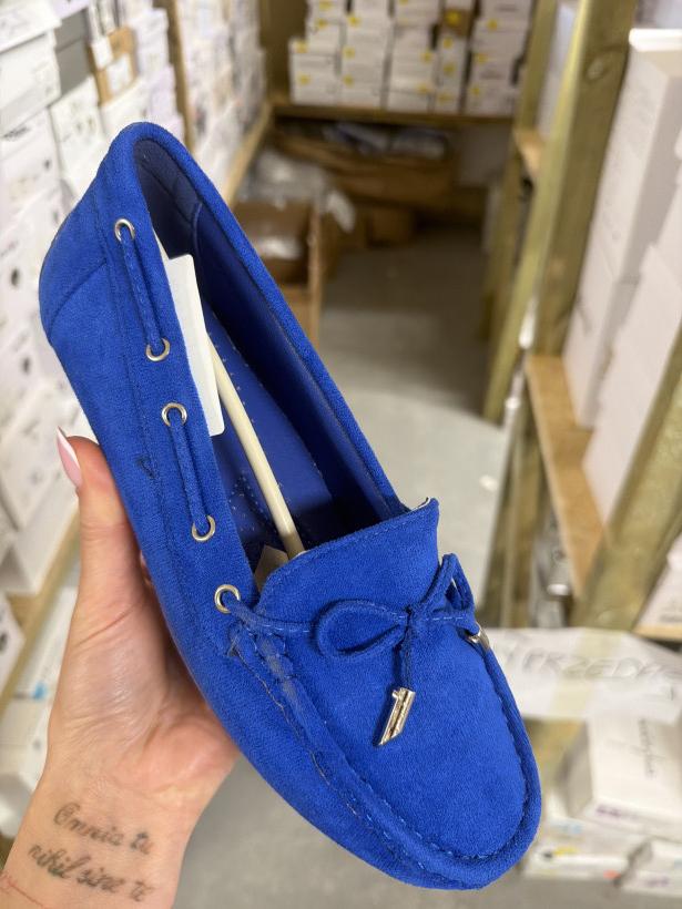 mokasyn 16-niebieski  zamszowy mokasyn z ozdobna kokarda FRANCJA ft246