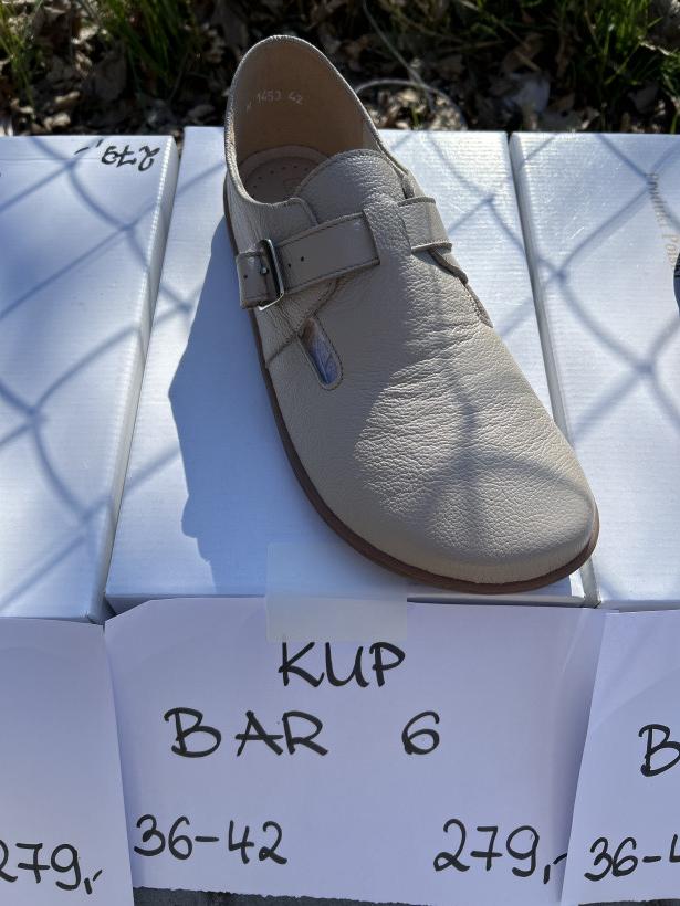 BAR 6 best but 1453 beżowy mokasyn 