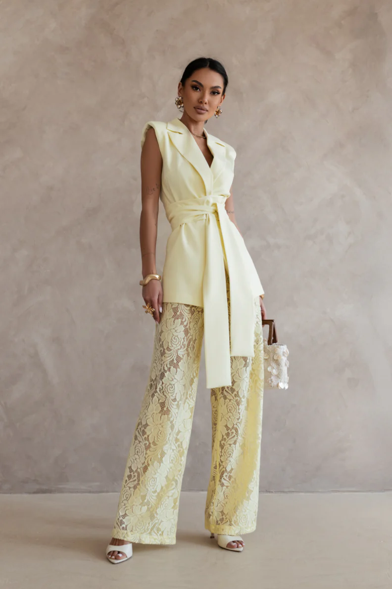 Komplet Aura kamizelka ze spodniami bananowy LaBalancia