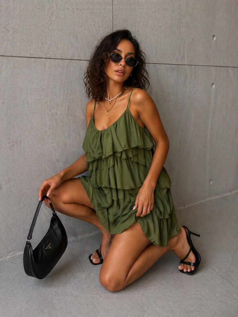 Sukienka cztery falbany zielona 