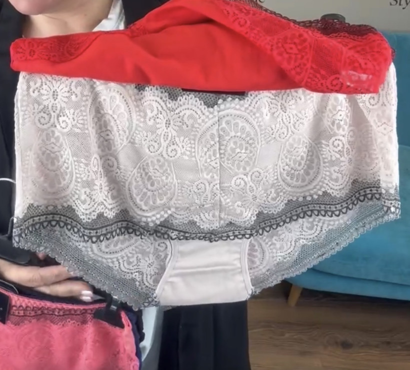 Majtki koronkowe wysokie , beż 5XL - 264 