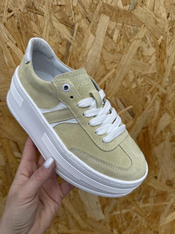 KARO 3 buła żółta na platformie W-20930-2134