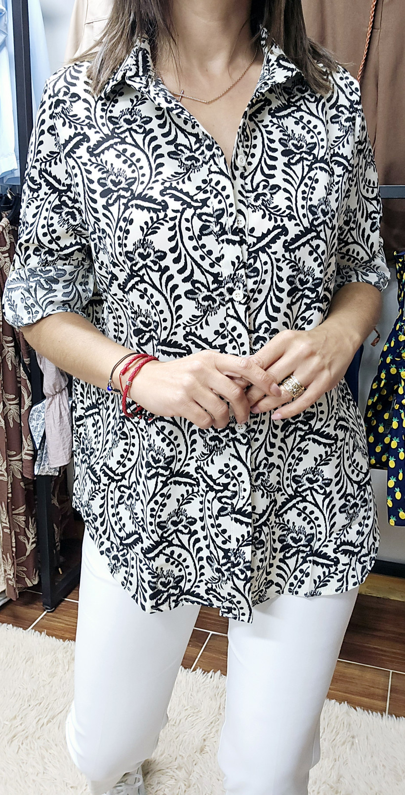 167 blusa preta e branca