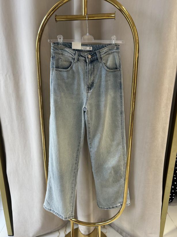DS SPODNIE JEANS PRZECIERANE NA BEŻ PROSTE
