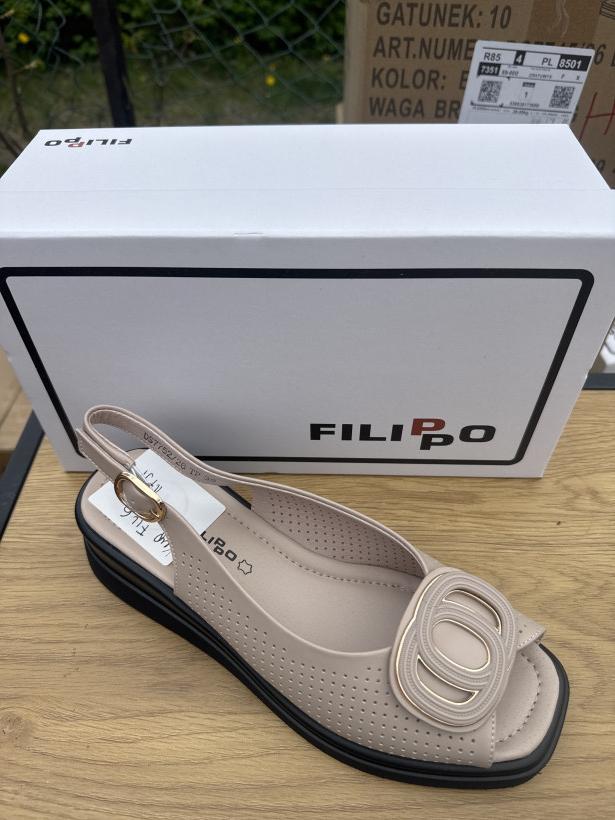 FIL 6- SANDAŁ BEZ DZIURKOWANY Z KLAMRA  FILIPPO DS7752/26tp