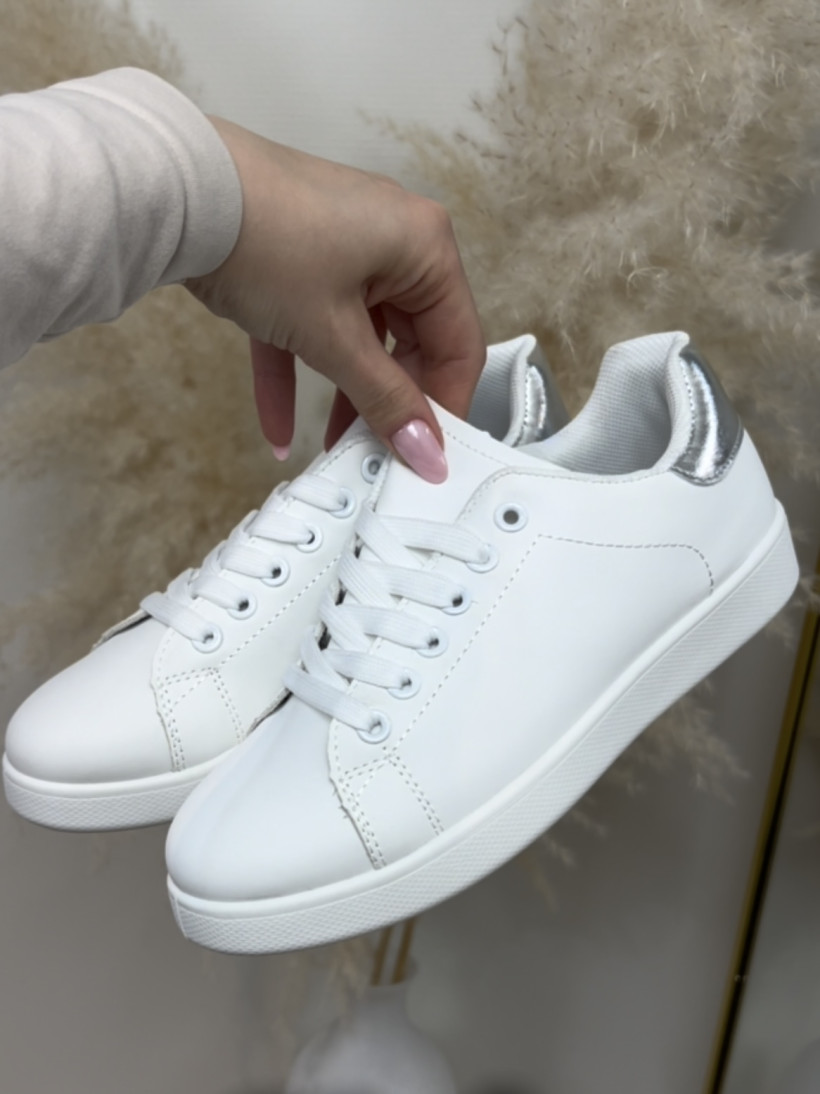 Sneakersy DILNEY