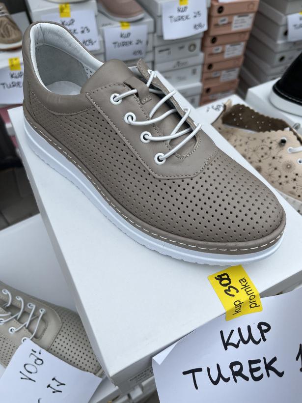 TUREK 10 adidas wiązany taupe Modo