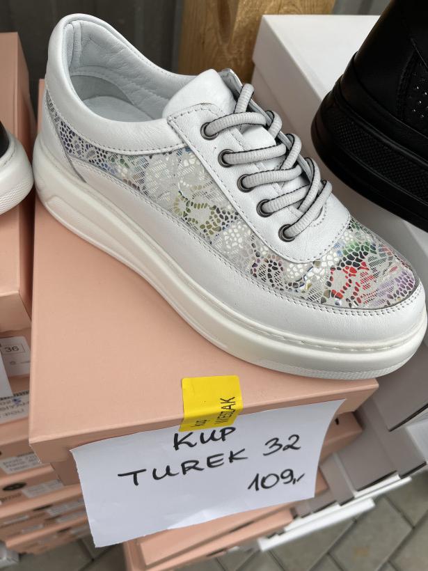 TUREK 32 adidas biały wzór kwiaty Missmama 
