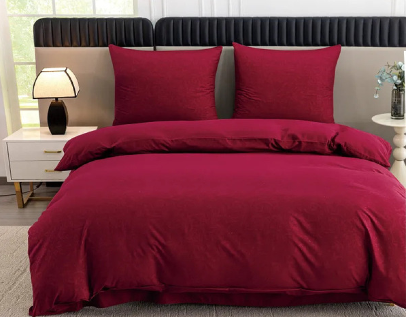 Pościel 3 cz. bordowa w tłoczone kwiaty 200x220 cm Mikrofibra 100 % FFW-3014