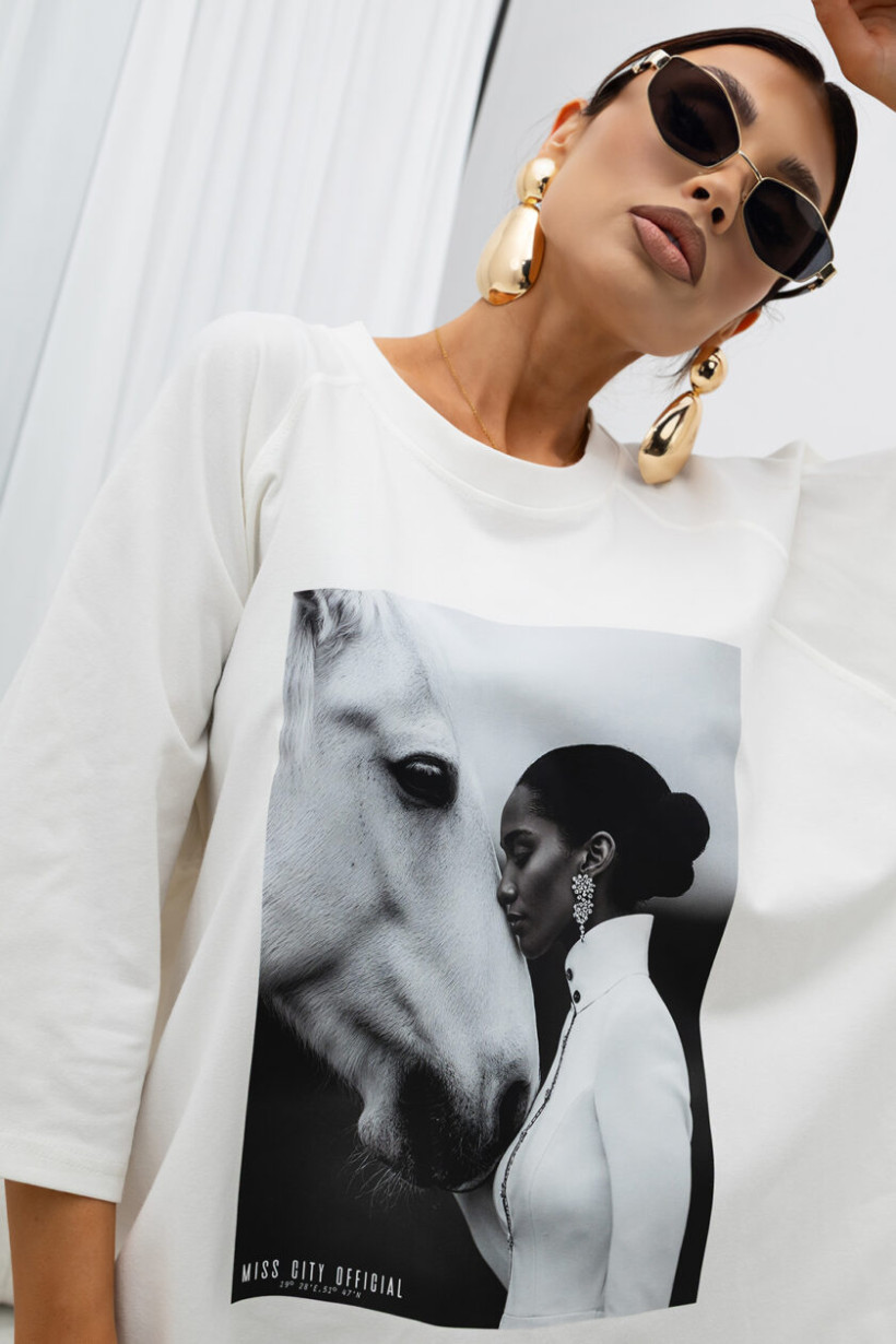 T-shirt oversize Calm Miss City Official 