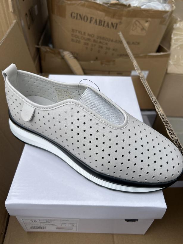 Sabatina 19 półbut wsuwany ze srebrną gumką DX25056L beige 