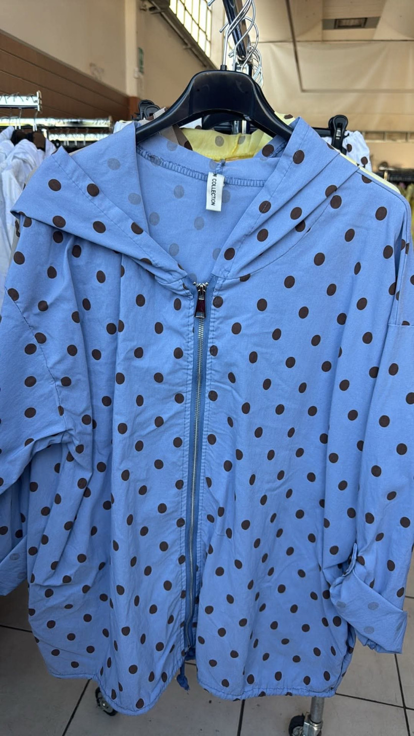 Italia nr 14 - Kurteczka / bluza w groszki - 26787 - jeansowy