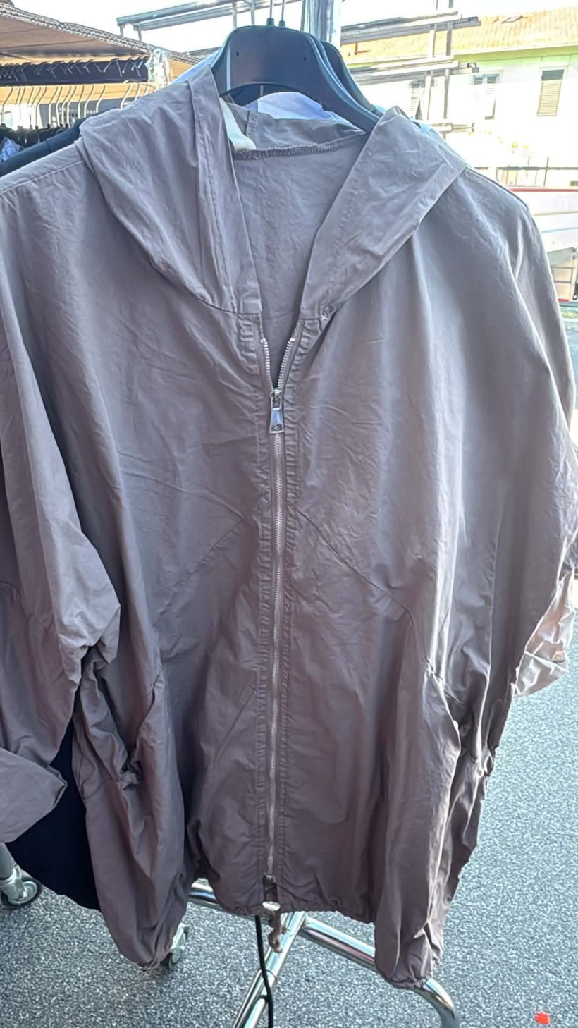 Italia nr 14 - Kurtka / bluza jednokolorowa z kieszeniami - G29402 - fango