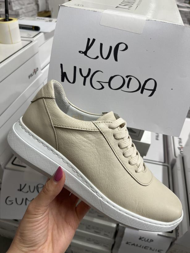 WYGODA półbut sokolski bk w22-388 s.grey beżowy adik