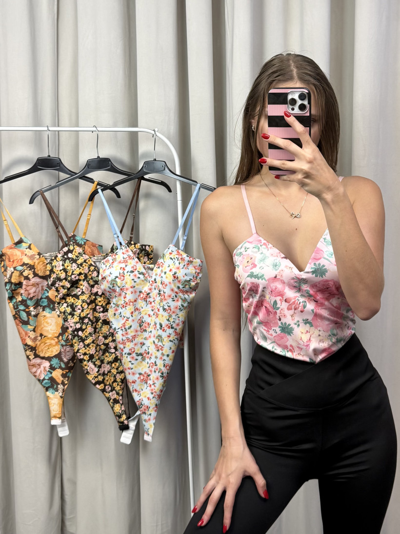Body V w kwiaty